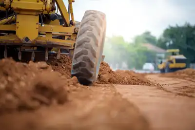 Drenagem de terreno em obra de infraestrutura na Bahia